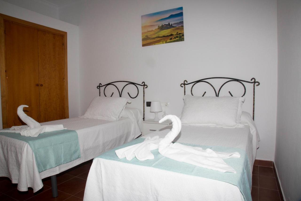 Hostal Cafeteria El Mero Захора Екстериор снимка